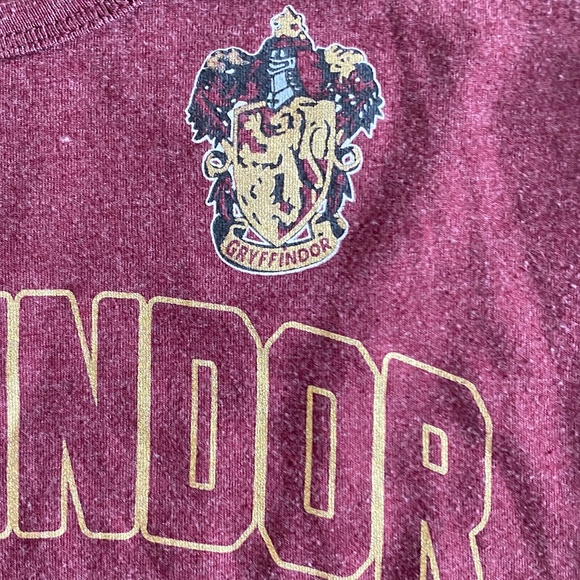 Wizarding World of Harry Potter Gryffindor Tee - Women M - Picture 5 of 8